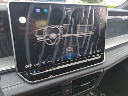 New 2026 Volkswagen Tiguan SE R-Line image 12