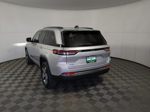 Used 2022 Jeep Grand Cherokee Limited 4xe AWD/4WD image 6