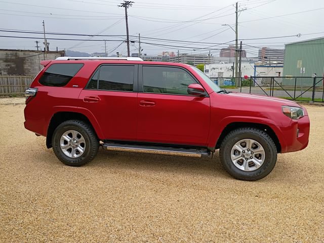 Used 2016 Toyota 4Runner SR5 RWD image 15
