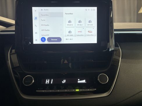 Used 2024 Toyota Corolla LE image 11