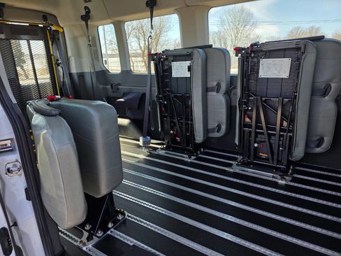 Used 2023 Ford Transit 350 XL image 20