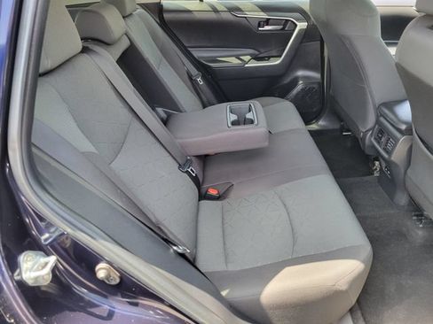 Used 2023 Toyota RAV4 XLE FWD image 20