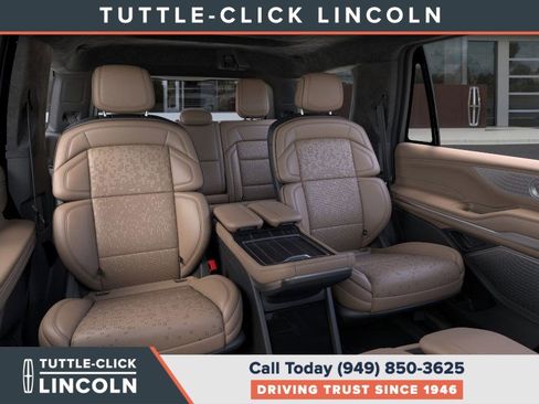 New 2025 Lincoln Navigator Black Label image 11