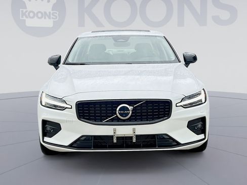 Certified 2023 Volvo S60 B5 Plus w/ Climate Package image 11