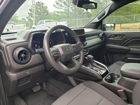 Used 2024 Chevrolet Colorado Trail Boss w/ Technology Package AWD/4WD image 23