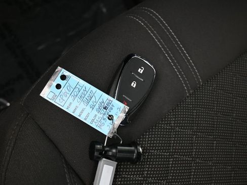 Used 2021 Chevrolet Blazer LT image 18