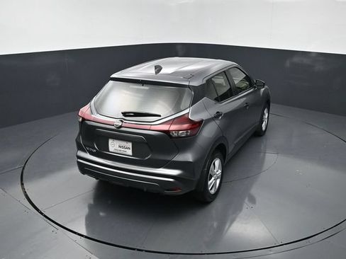 Used 2025 Nissan Kicks Play S FWD image 28