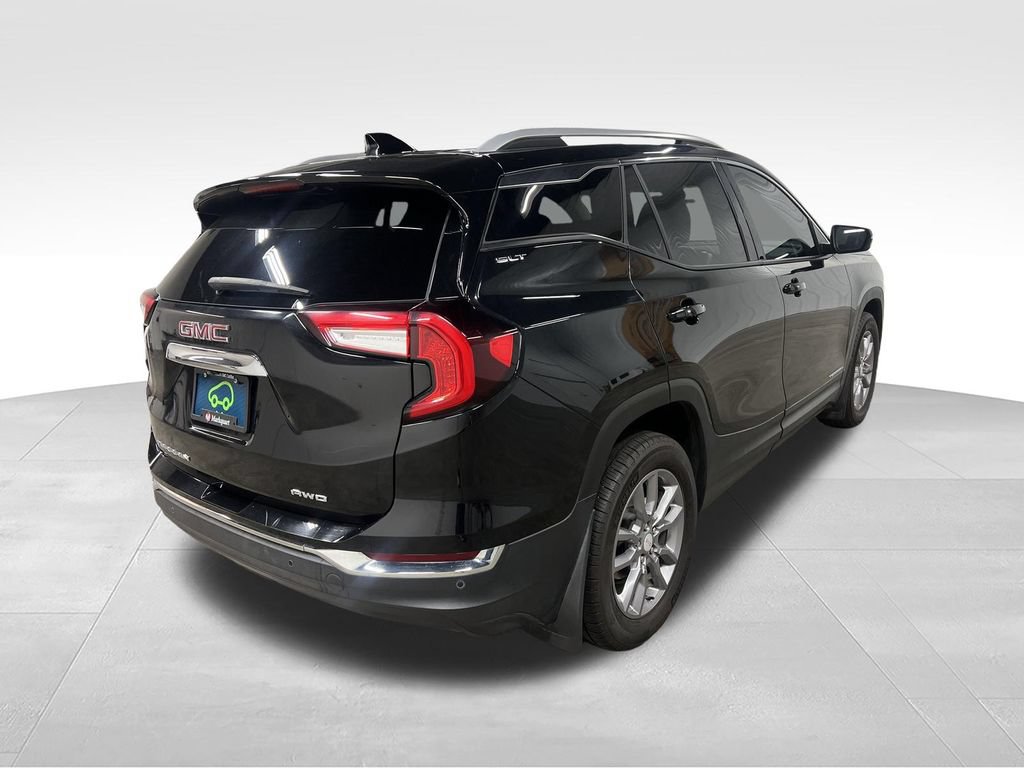 Certified 2023 GMC Terrain SLT w/ Infotainment Package II AWD/4WD image 9
