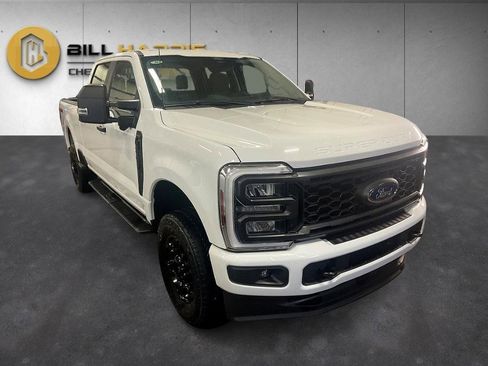 Used 2024 Ford F250 XL w/ STX Appearance Package image 9