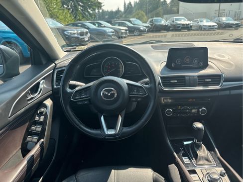 Used 2017 MAZDA MAZDA3 Grand Touring w/ Premium Equipment Package FWD image 7