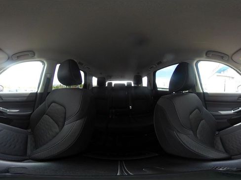Used 2025 Nissan Pathfinder SV AWD/4WD image 45
