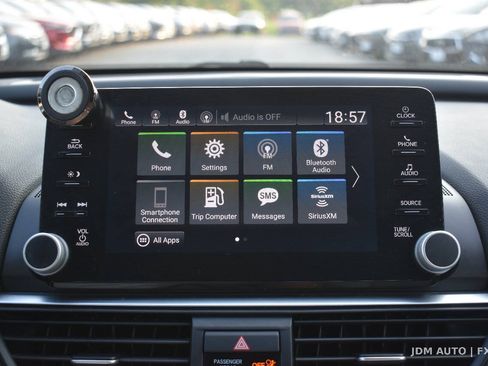 Used 2018 Honda Accord EX image 24