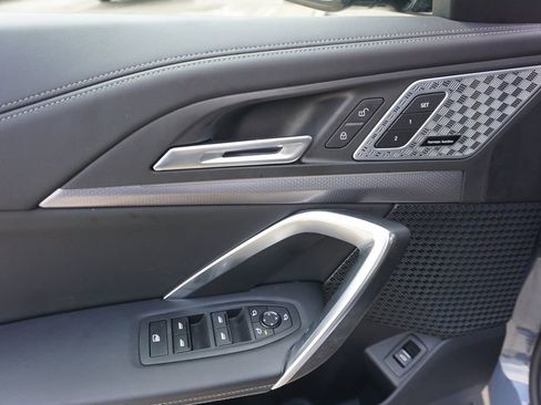 Used 2025 BMW X1 M35i image 4