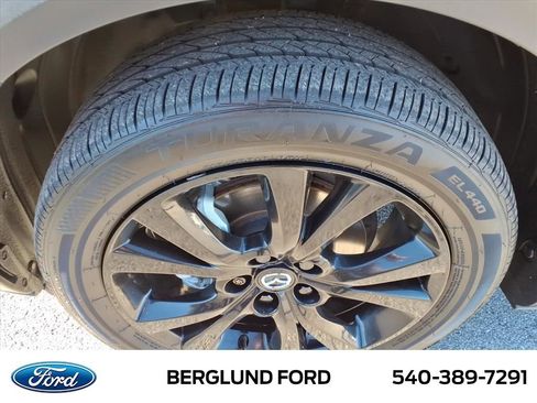 Used 2024 MAZDA CX-30 AWD 2.5 S w/ Preferred Package image 11