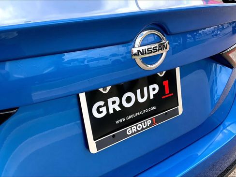 Used 2023 Nissan Sentra SR w/ Electronics Package FWD image 31