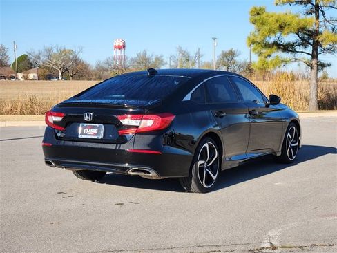 Used 2022 Honda Accord Sport image 7