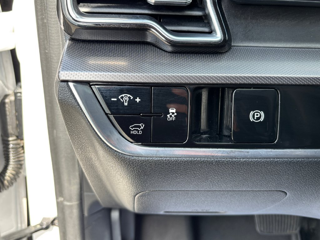 Used 2023 Kia Sportage SX FWD image 31