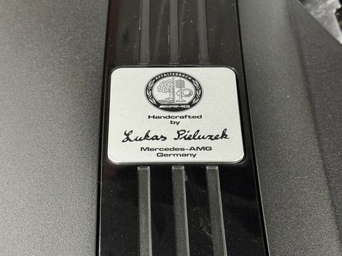 Used 2024 Mercedes-Benz SL 63 AMG 4MATIC image 38