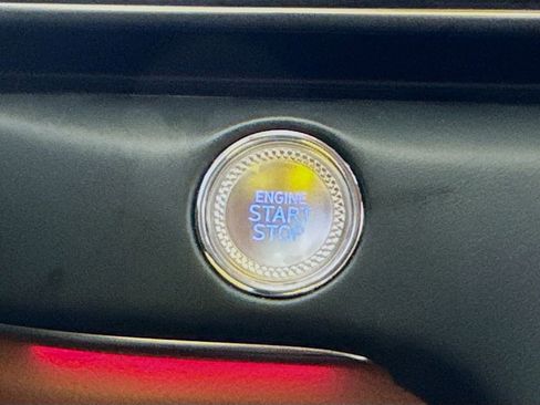 Used 2025 Genesis GV80 3.5T Advanced image 19