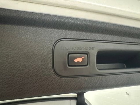 Used 2023 Honda Odyssey Elite image 8