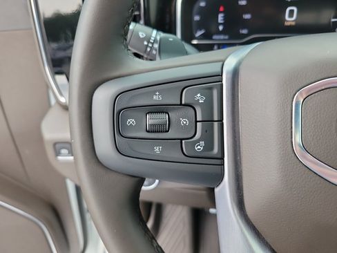 Used 2025 GMC Sierra 1500 SLT w/ SLT Premium Plus Package AWD/4WD image 25