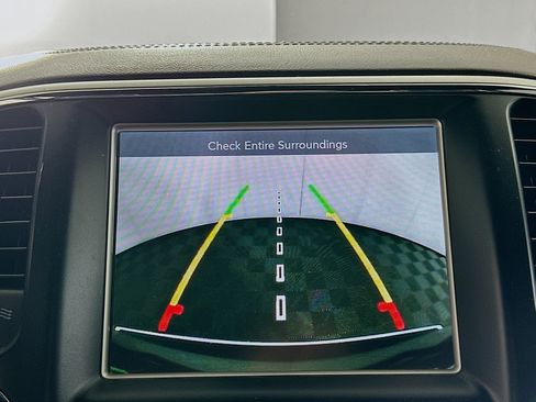 Used 2016 Jeep Grand Cherokee Overland image 23