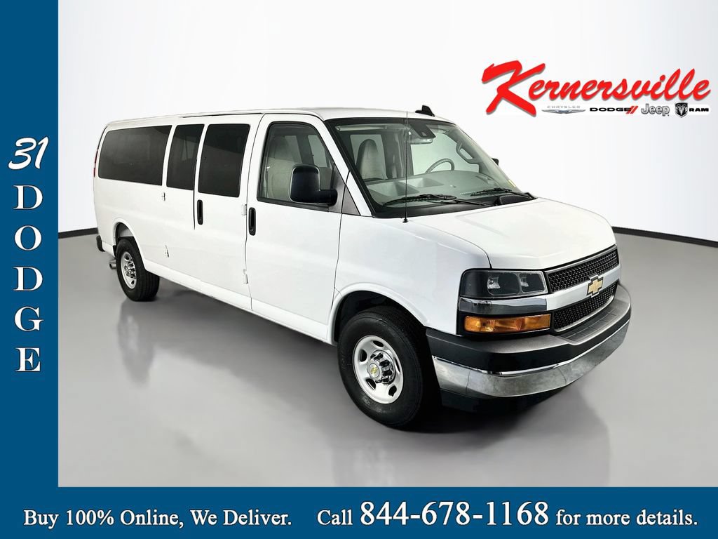 Used 2025 Chevrolet Express 3500 LT w/ LT Preferred Equipment Group RWD image 1