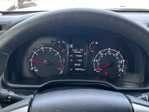 Used 2022 Toyota 4Runner SR5 AWD/4WD image 24