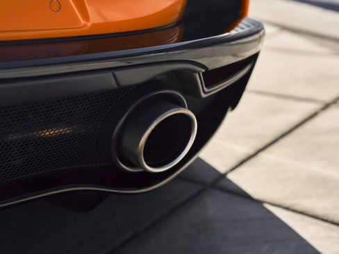 Used 2023 McLaren GT image 11