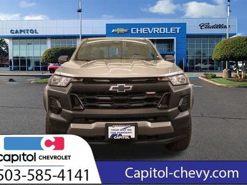 Used 2024 Chevrolet Colorado Trail Boss w/ Advanced Trailering Package AWD/4WD image 8