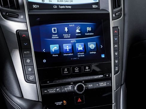 Used 2017 INFINITI Q50 Signature Edition w/ All Weather Package (L93) image 24