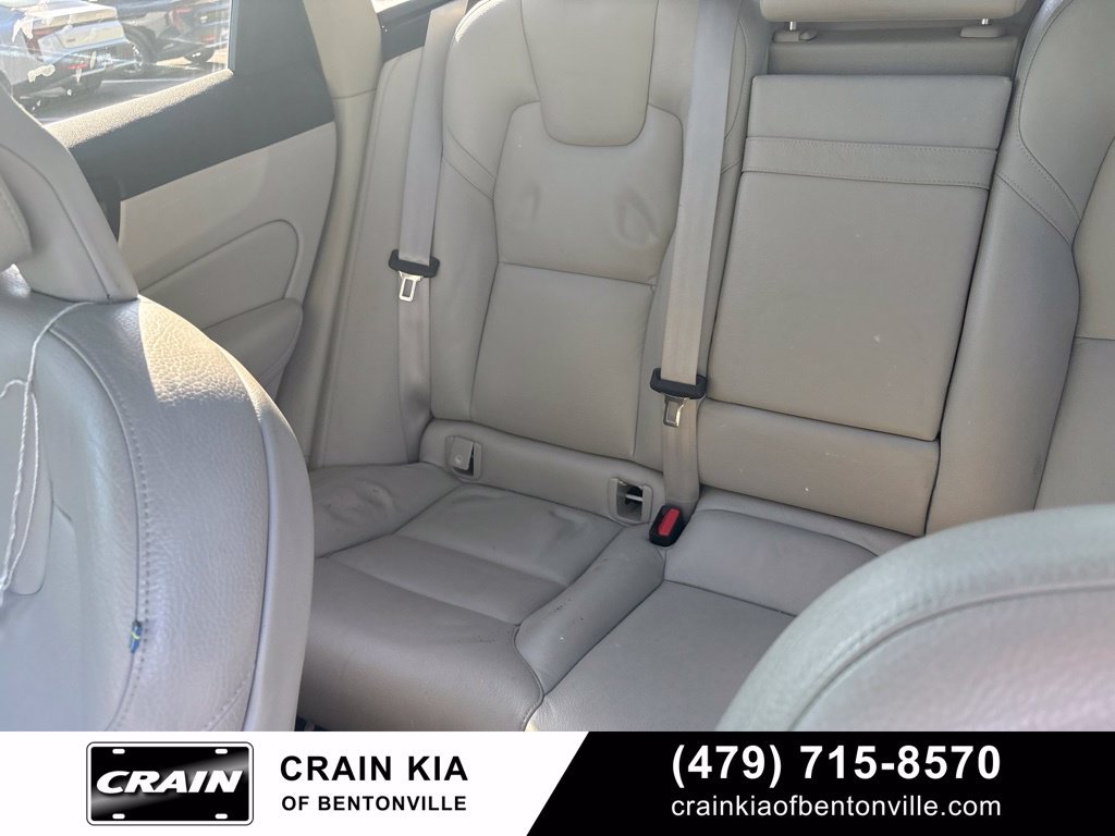 Used 2018 Volvo XC60 T5 Inscription w/ Convenience Package AWD/4WD image 14