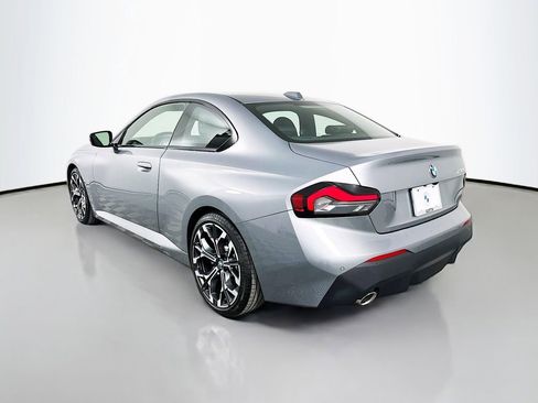 Used 2025 BMW 230i Coupe w/ Convenience Package image 7