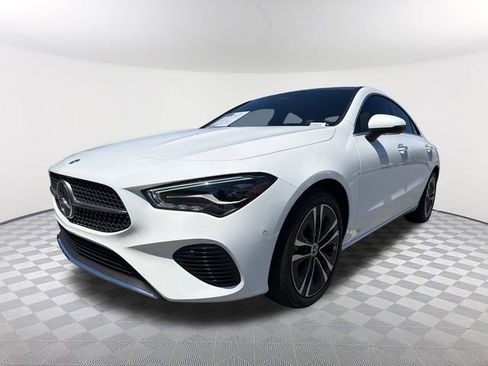 Used 2025 Mercedes-Benz CLA 250 image 1