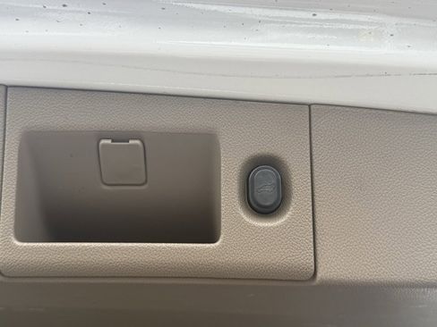 Used 2015 GMC Yukon SLT w/ HD Trailering Package image 6