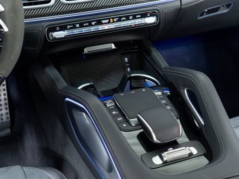 Certified 2024 Mercedes-Benz GLS 63 AMG 4MATIC image 20