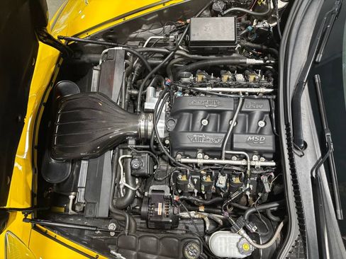 Used 2006 Chevrolet Corvette Z06 w/ Preferred Equipment Group RWD image 17