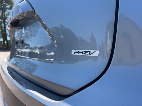 New 2025 Kia Niro EX w/ EX Cold Weather Package image 7