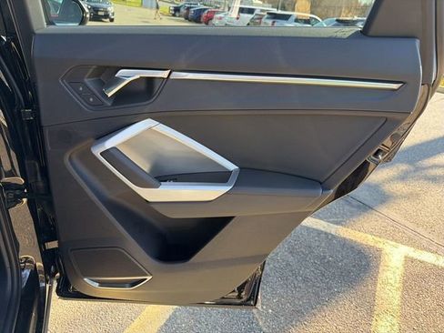 Used 2021 Audi Q3 2.0T Premium Plus image 12