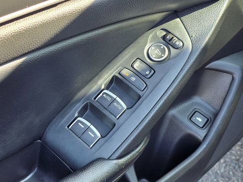 Used 2018 Honda Accord Sport image 23