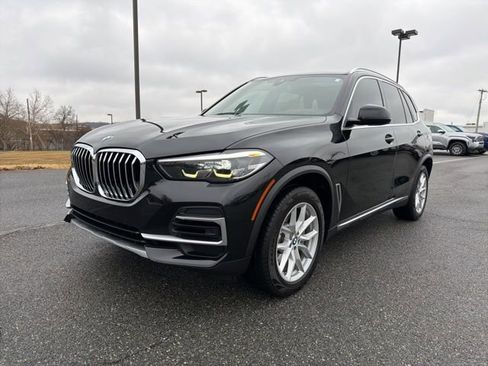 Used 2022 BMW X5 xDrive40i w/ Luxury Seating Package image 4