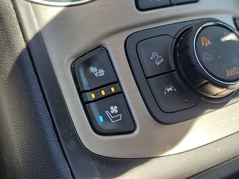 Used 2024 GMC Terrain Denali w/ Black Diamond Edition AWD/4WD image 36
