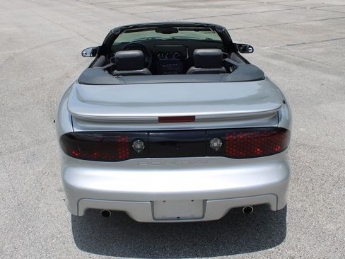 Used 1999 Pontiac Firebird Trans Am RWD image 22