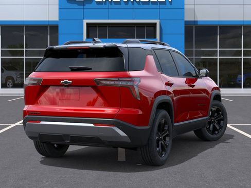 New 2026 Chevrolet Equinox LT FWD image 4