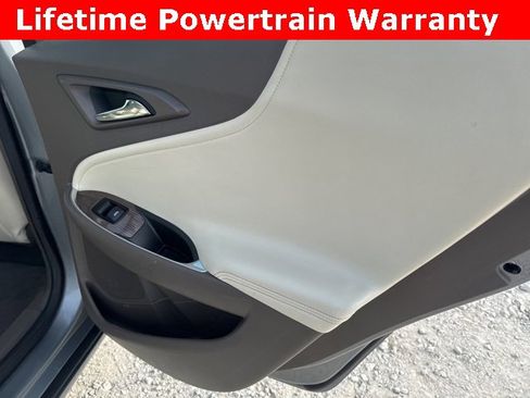 Used 2024 Chevrolet Malibu LT image 24