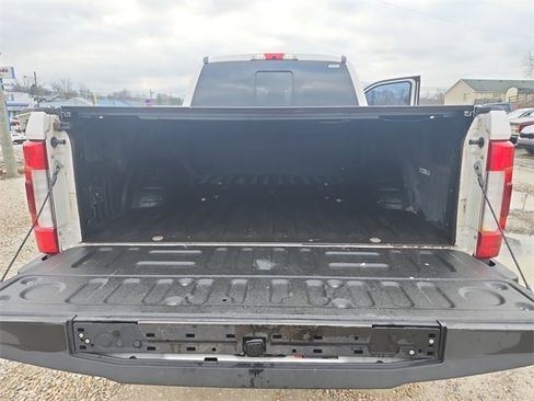 Used 2018 Ford F250 Platinum w/ Platinum Ultimate Package image 14