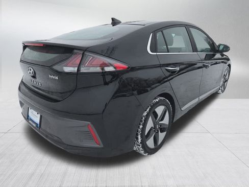 Used 2022 Hyundai Ioniq Limited image 3