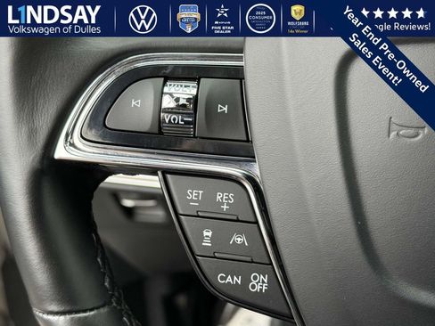 Used 2023 Lincoln Nautilus Reserve w/ Equipment Group 201A image 22