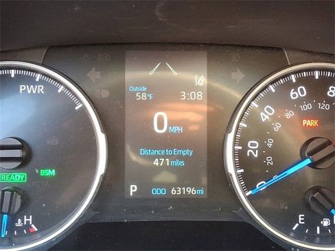 Used 2021 Toyota RAV4 XLE image 21