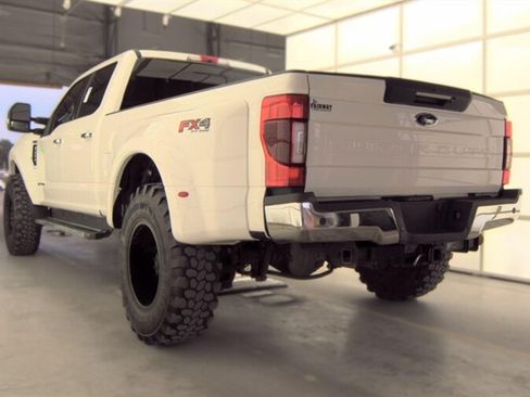 Used 2022 Ford F450 Lariat w/ Lariat Ultimate Package AWD/4WD image 4